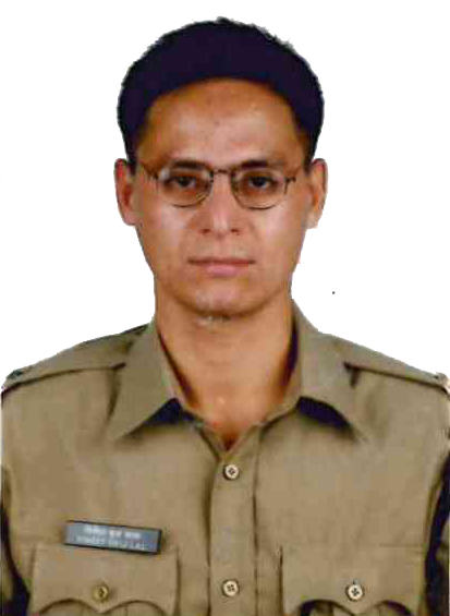 <div >Vineet Brij Lal</div><p>Year : 2001</p><p>RR : 54</p><p>Cadre : Andhra Pradesh</p>